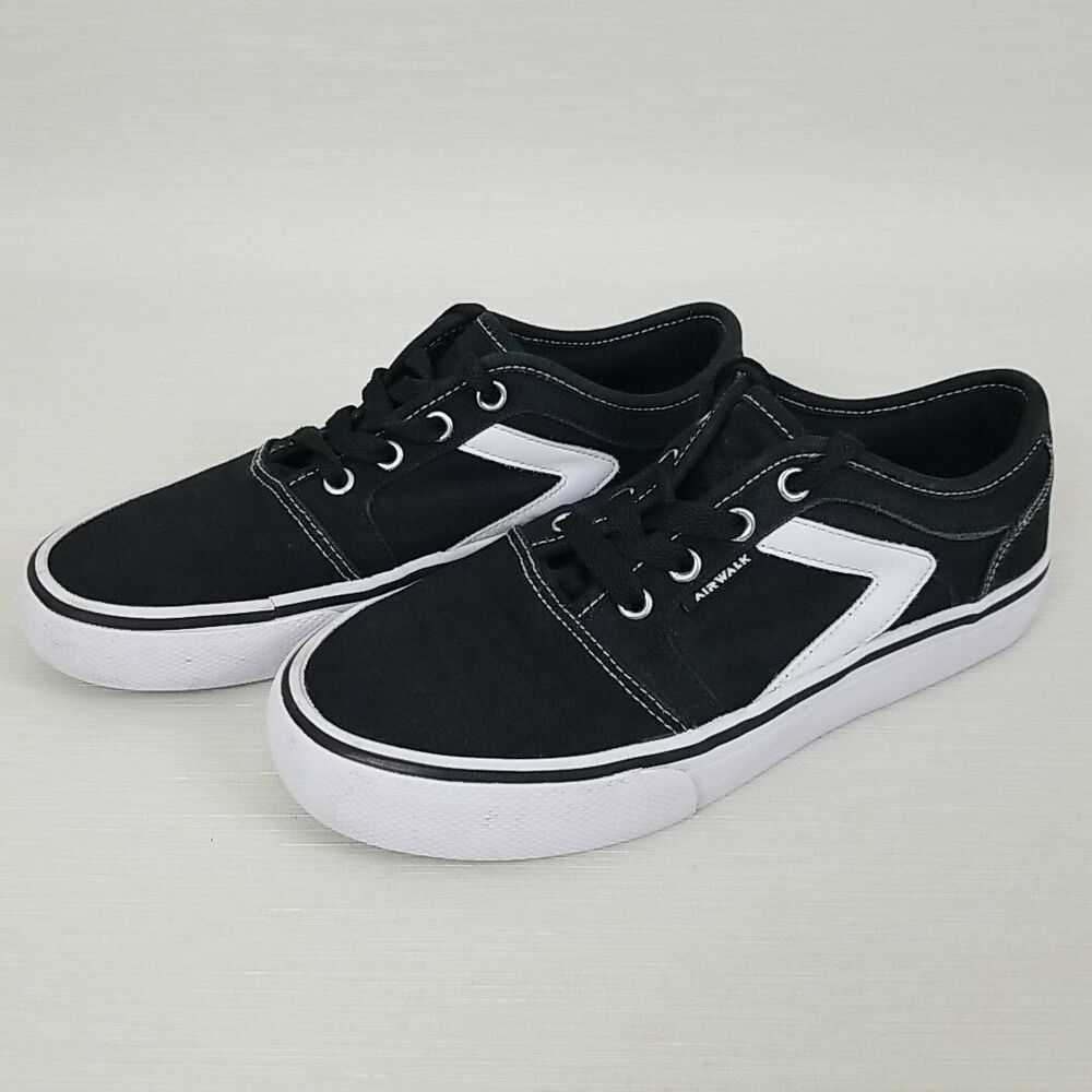 Kids Airwalk Shoes Black/White (Size:3) Low Top Skateboard